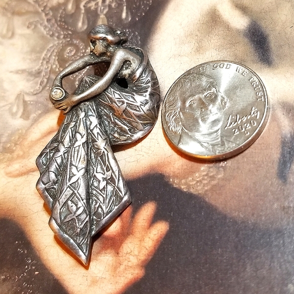 VTG Art Nouveau Sand Cast Sterling Silver Lady Brooch - Picture 3 of 7